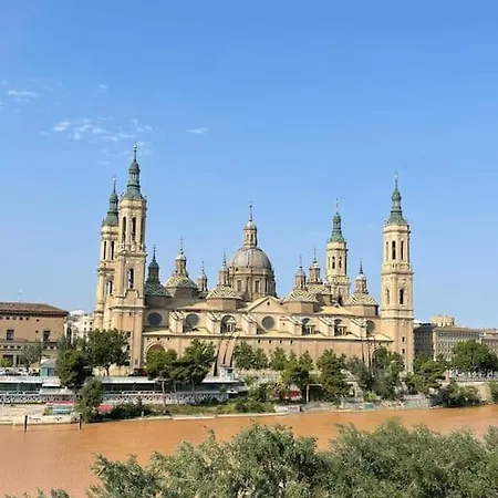 Apartamento Con Vistas Al Pilar Con Aparcamiento Privado Saragossa Exterior photo